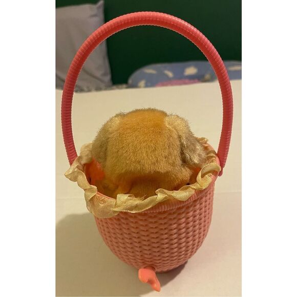 Vintage 1960s Little Dog In the Pink Basket Wind Up Works - Picture 9 of 12